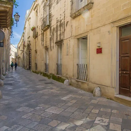 Casa Li Santi 3* レッチェ