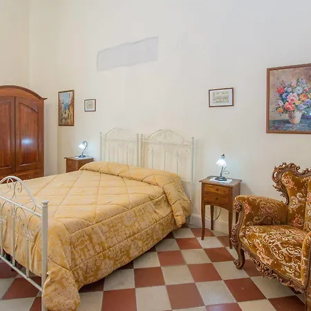ベッド・アンド・ブレックファスト Casa Li Santi 3*